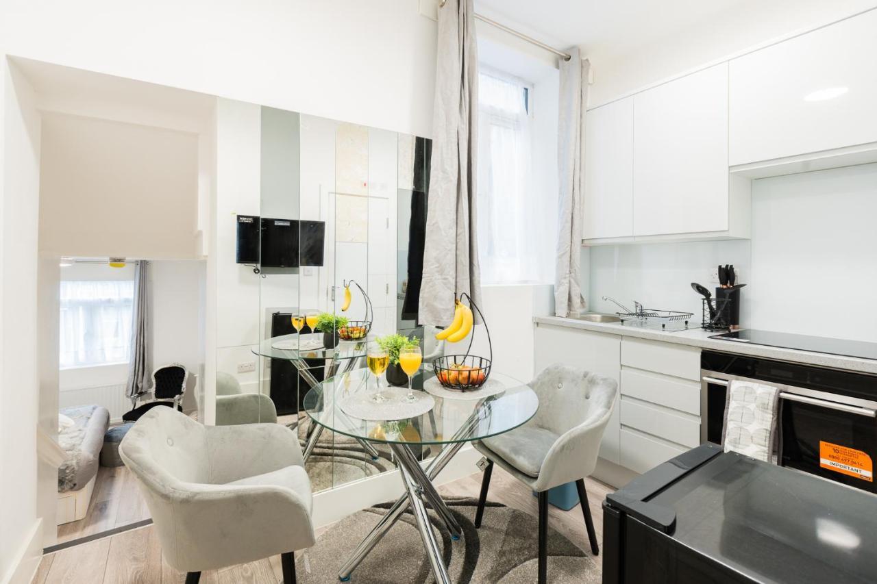 לונדון Large Studio Apartment 30 Mins To Oxford Street מראה חיצוני תמונה